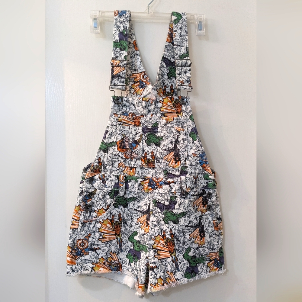 Marvel By Her Universe overalls shorts Sz Small
